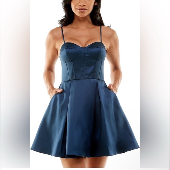 B. Darlin Juniors Satin Corset Seamed Fit & Flare Dress Navy Blue Sz 7/8 NWT - Picture 1 of 8